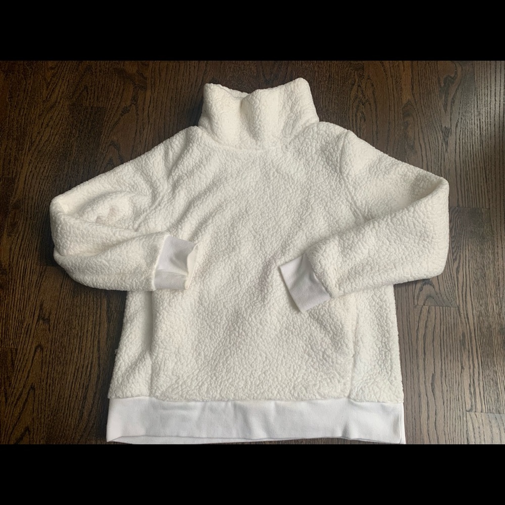 Lukka Lux Sweatshirt Medium Ladies Fleece Lined Funnel Neck Cozy Long Sleeved